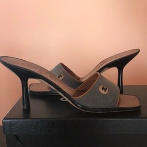 CHANEL CC Sandal Heels It40